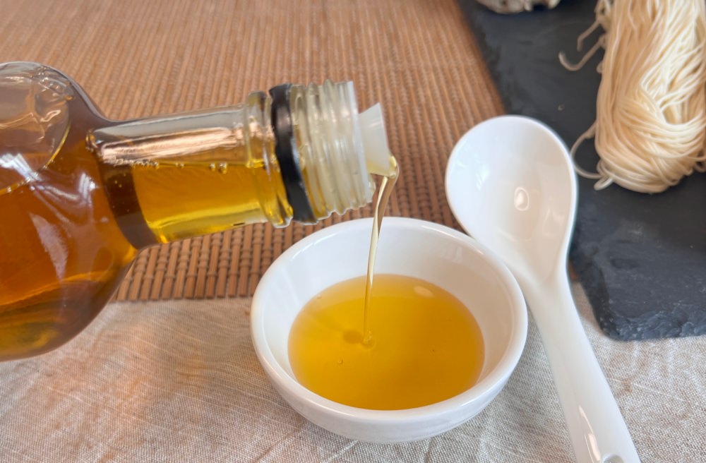苦茶油推薦|耕沅100%冷壓苦茶油500ml,傳承四代古法冷壓初榨,冷食熱炒都適用。 - 第2張圖 苦茶油推薦|耕沅100%冷壓苦茶油500ml,傳承四代古法冷壓初榨,冷食熱炒都適用。