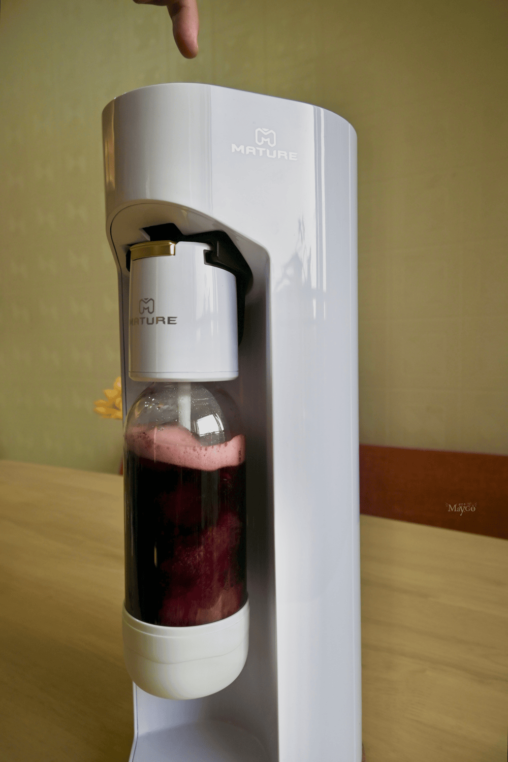 美萃MATURE氣泡水機|居家飲料輕鬆做,可打果汁的氣泡機,省錢健康無負擔 - 第19張圖 美萃MATURE氣泡水機|居家飲料輕鬆做,可打果汁的氣泡機,省錢健康無負擔