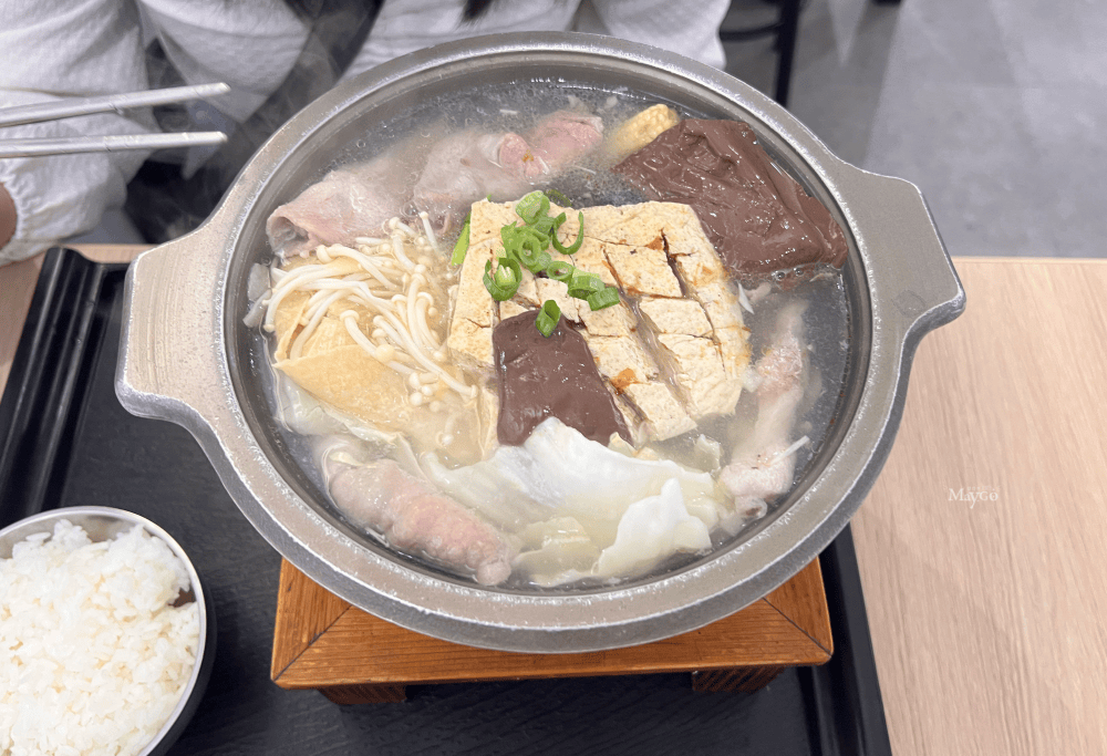 嶺東食記｜台北江麻辣臭豆腐專賣鋪(嶺東店)飲料、冰淇淋無限取用