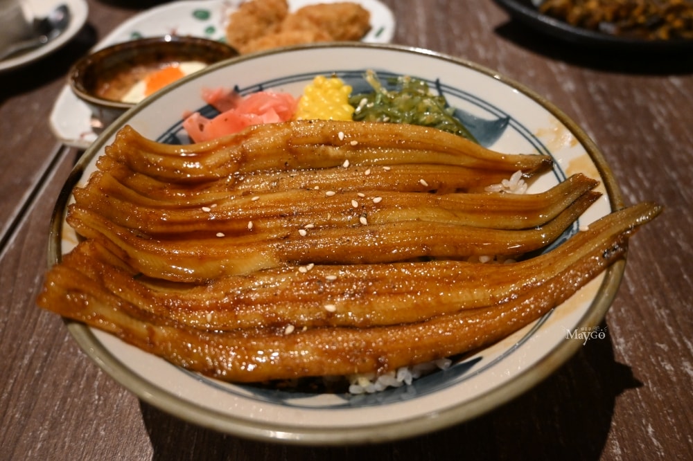 台中日式丼飯推薦|西區精誠路高人氣平價丼飯、生魚片定食、燒烤日料美食 - 第10張圖 台中日式丼飯推薦|西區精誠路高人氣平價丼飯、生魚片定食、燒烤日料美食