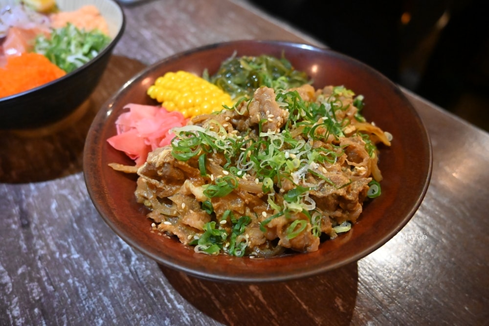 台中日式丼飯推薦|西區精誠路高人氣平價丼飯、生魚片定食、燒烤日料美食 - 第14張圖 台中日式丼飯推薦|西區精誠路高人氣平價丼飯、生魚片定食、燒烤日料美食