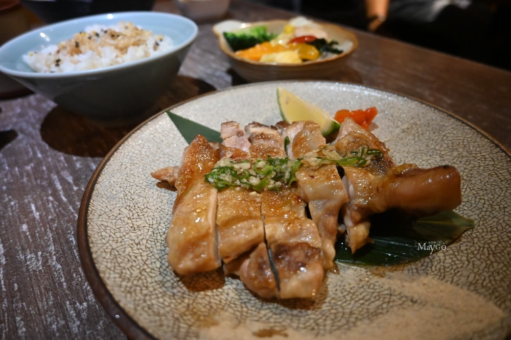 台中日式丼飯推薦|西區精誠路高人氣平價丼飯、生魚片定食、燒烤日料美食 - 第15張圖 台中日式丼飯推薦|西區精誠路高人氣平價丼飯、生魚片定食、燒烤日料美食